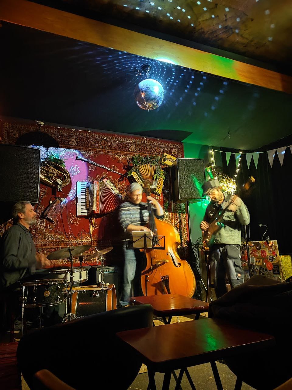 Tom Kessler Trio